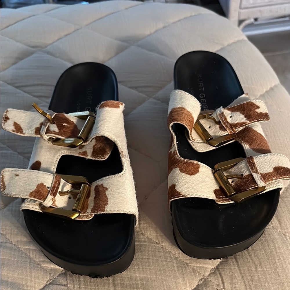 Kurt Geiger Brown and White Sandals with Decorative Bow